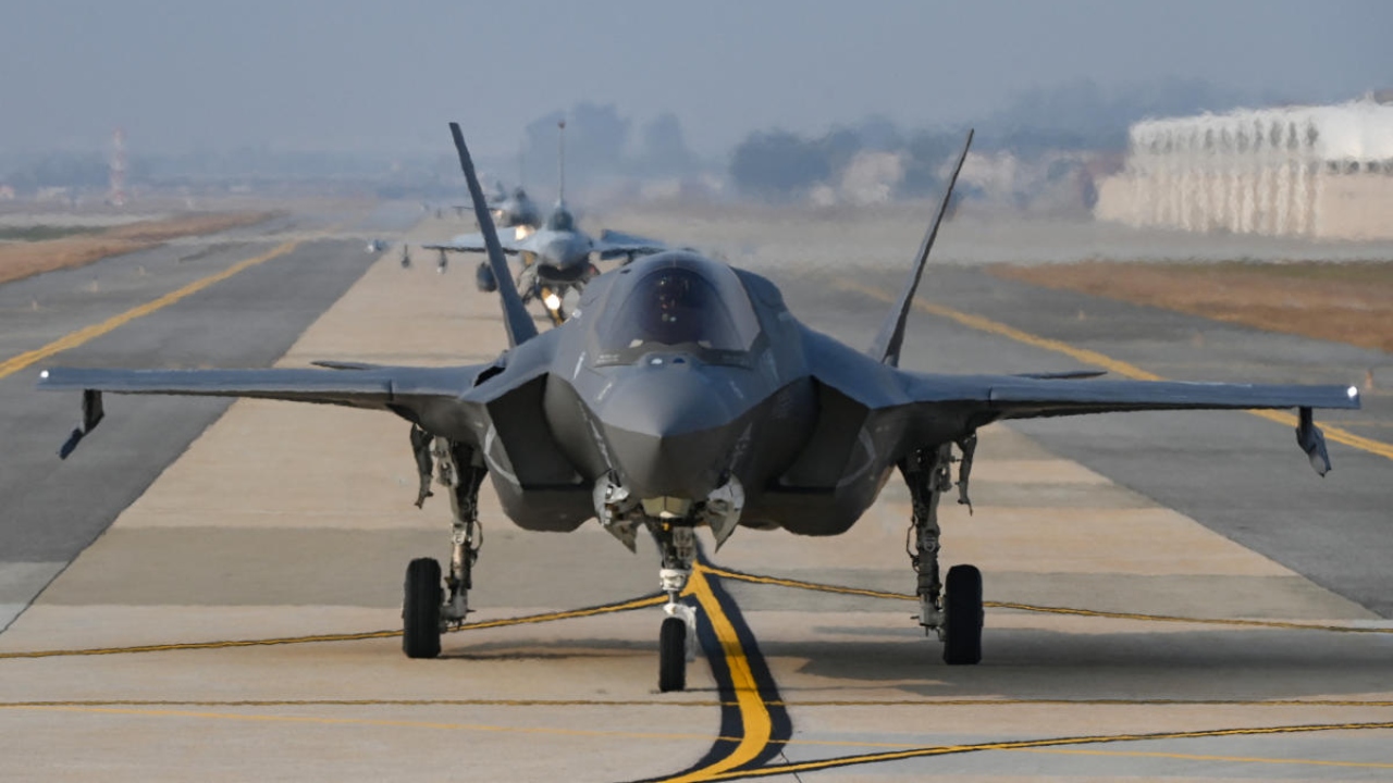 F35B-FIGHTER-PLANE.jpg