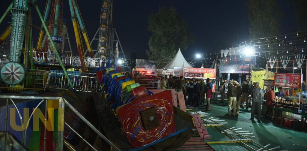 फरीदाबाद के सूरजकुंड मेले में झूला गिरा, पुलिस इंस्पेक्टर की मौत, 13 घायल….